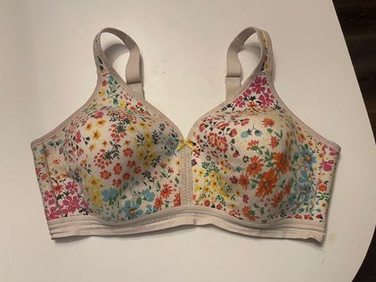 Cacique Plus Size 44DD Floral Lightly Lined No Wire Bra Multi - $20 - From  Alisha