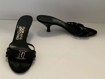 Salvatore Ferragamo black sandals shoes 7 B Italy Beautiful !! Size  undefined - $143 - From K