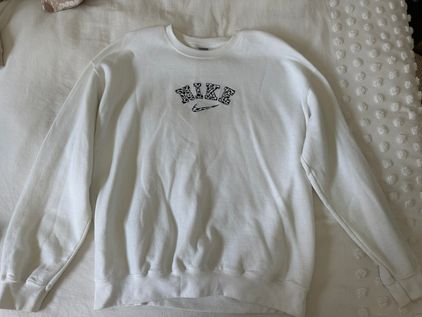 Etsy Embroidered Nike Sweatshirt White Size L 22 51 Off