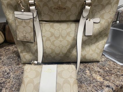 Coach Purse And Matching Wallet Gold 81 67 Off Retail