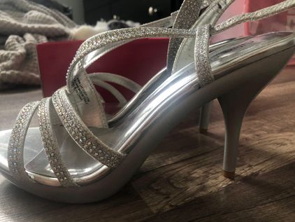 silver slipper chloe