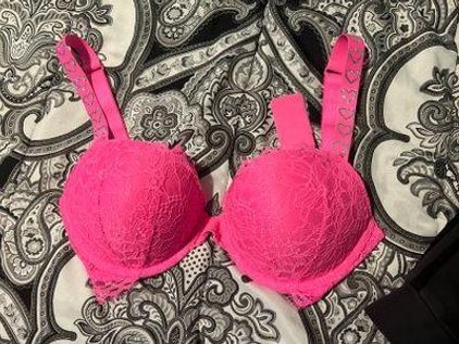 Victoria's Secret VS Rhinestone Bra Pink Size 34 D - $36 (40% Off Retail) -  From Joscelyn