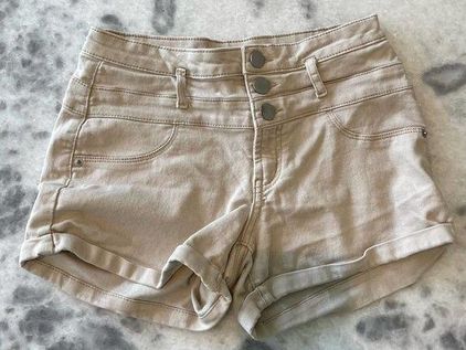 No Boundaries Juniors size 7 Shorts​​​​ - $15 - From Montana