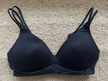 Aerie Wireless Push Up Bra Black Size 34 C - $6 (89% Off Retail) - From Mai