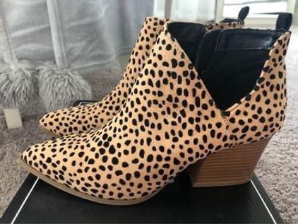 Qupid cheetah booties store