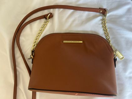 Help in ID this Steve Madden bag?! : r/handbags