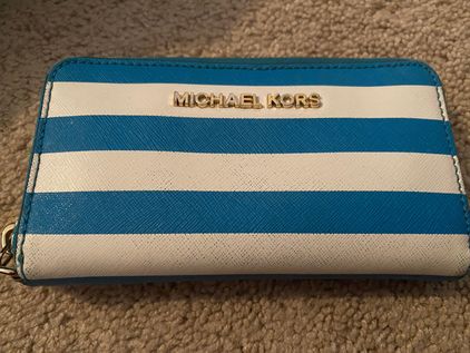 michael kors wallet $30