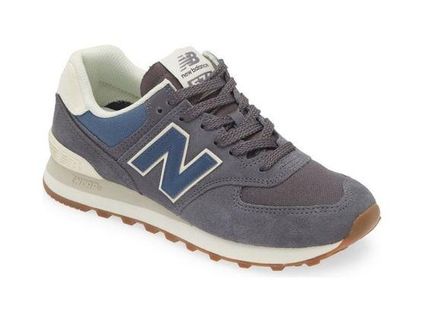 New Balance 574 Women’s Sneaker