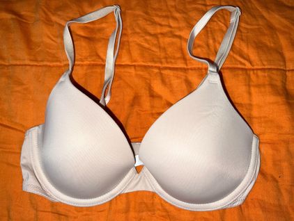 PINK - Victoria's Secret PINK Wear Everywhere t-Shirt Bra Size 32 B - $15  (59% Off Retail) - From Riki