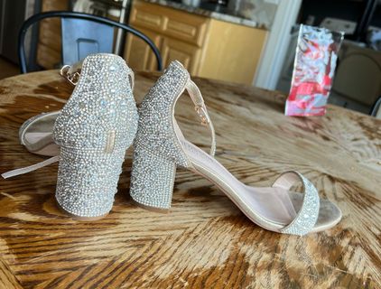 David s Bridal Shoes Silver Size 8 30 53 Off Retail From Halie