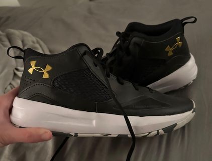 Basketball shoes Under Armour UA Lockdown 6