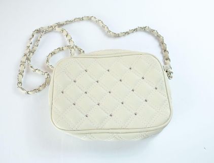 Kathy Van Zeeland | Bags | Kathy Van Zeeland Studded Off White Purse  Shoulder Bag | Poshmark