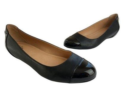 Abella shoes store flats