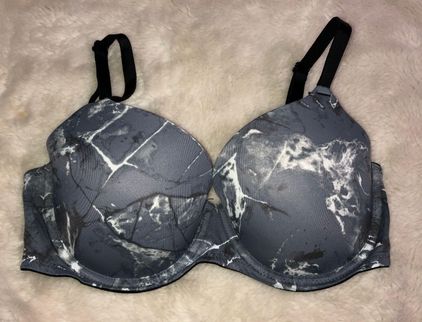 PINK Victoria's Secret, Intimates & Sleepwear, Pink Victorias Secret Wear  Everywhere Tshirt Lightlylined Bra Heather Gray