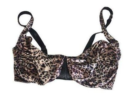 Olga Bra Size 36D Animal Print Underwire Unlined No Padding