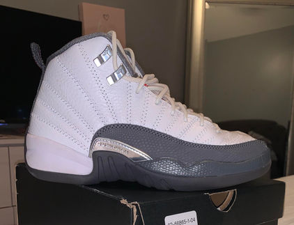 12s clearance jordans grey