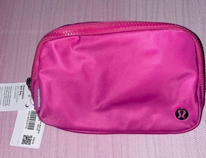 Lululemon Everywhere Belt Bag Hot Pink iuu.org.tr