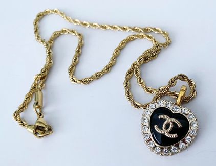 BOSTON Chanel Heart Necklace, New In Box