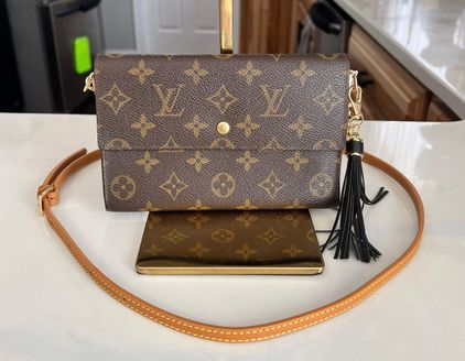 large crossbody louis vuittons