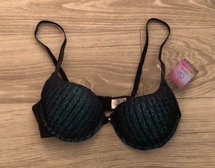 Size 34b bra emerald green and black - $6 - From Emily