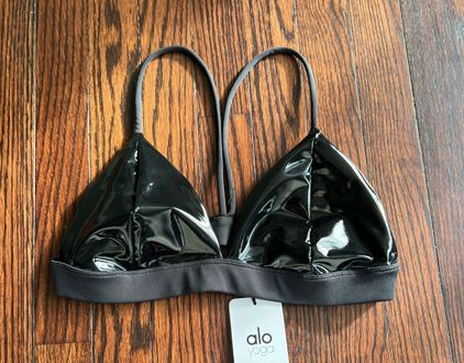 Alo Yoga NWT Black Bra Size M - $50 New With Tags - From Megan