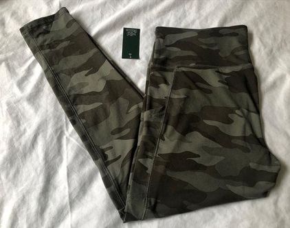 Wild Fable Women's High Rise Camo Green Leggings, XXL NWT