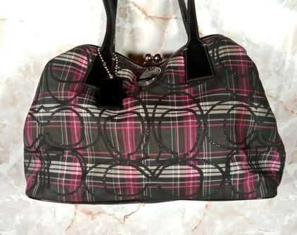 Madden NYC | Bags | New Madden Nyc Pink Plaid Purse | Poshmark