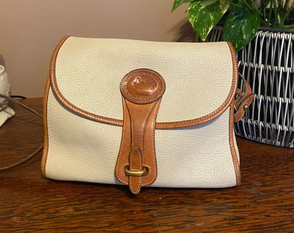 Dooney Bourke Vintage Essex Crossbody 70 56 Off Retail