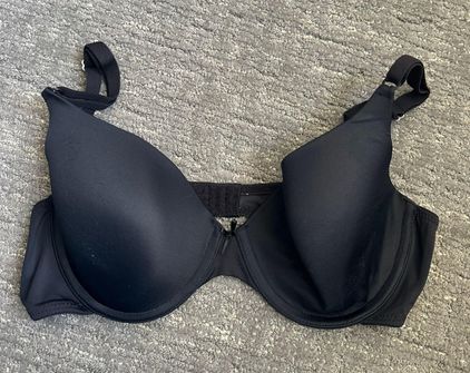 Plain black bra