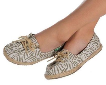 Sanuk Natural & Brown Mochi Lace-Up Safari Animal Print Moccasin Style Shoe  5 Size undefined - $36 - From MamaBears