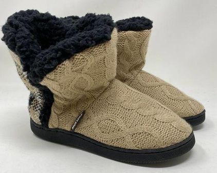 Muk Luks Women's Gwen Snow Boot : : Clothing, Shoes & Accessories