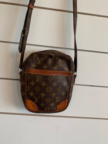 Louis Vuitton Shoulder bag 389781