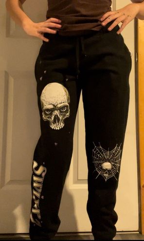 Tangled Skull Black Jogger Sweatpants – SWIXXZ