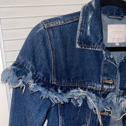 Zara Super Distressed Destroyed Denim Jean Jacket Light Wash Size Small S | Denim  jean jacket, Destroyed denim, Jean jacket