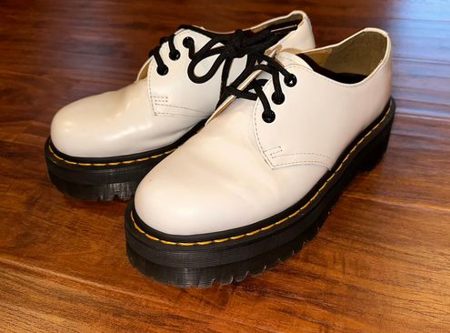 Dr. Martens Holly Platform Oxford - Women's - Free Shipping