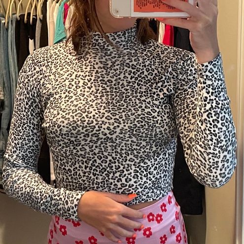 Brandy Melville Cheetah Turtle Neck 