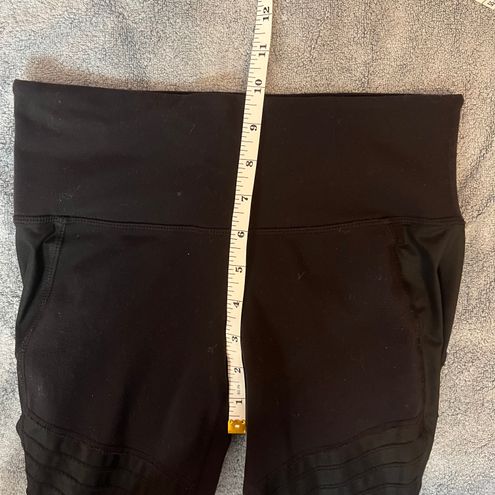 Athleta Black Motto High Rise Powerful Gleam Tight Yoga Leggings Mesh Size  XS - $25 - From Kaitlin