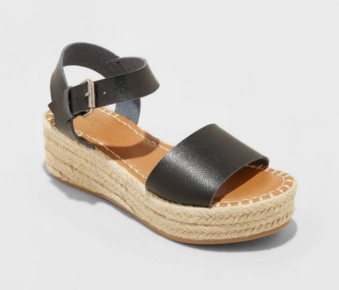 target platform sandals black