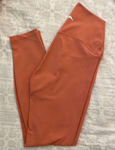 Iwa Company Leggings Pink Size XS - $25 