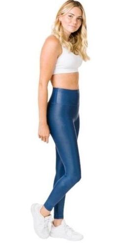 Zyia Active Light n Tight High Rise Cropped 24 Leggings in Blue Metallic  Sz 16 - $36 - From Amber