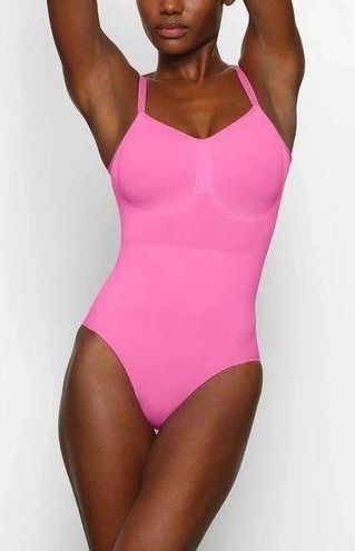 SKIMS New seamless sculpt brief bodysuit pink - $66 - From Tiffany