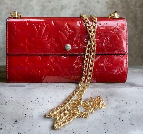 LOUIS VUITTON Sarah Monogram Vernis Leather Chain Wallet