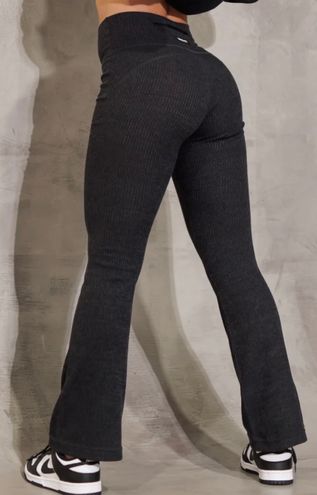 ECHT COMFORT FLARE PANTS (bell bottom leggings) Size XL - $35 (46