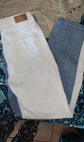 Hollister Mom Jeans Size 27 - $10 (83% Off Retail) - From Gracie