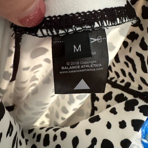 Balance Athletica Animal Kingdom Leggings in Snow Leopard Size M - $40 -  From Morgan