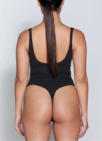 SOFT SMOOTHING SEAMLESS THONG BODYSUIT