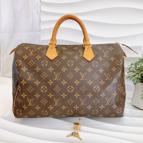 Louis Vuitton Authentic Speedy 35 monogram canvas - $752 - From Uta