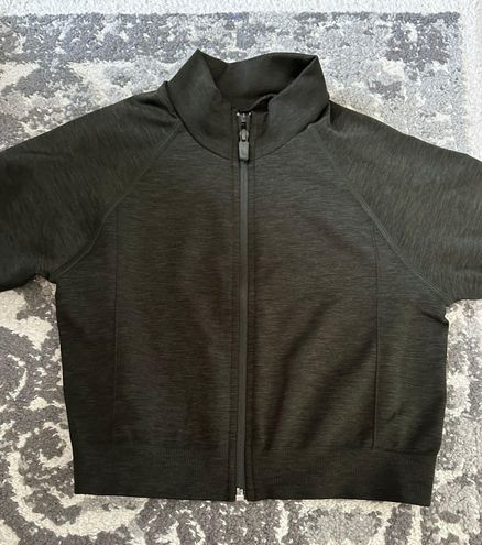 Alphalete amplify jacket