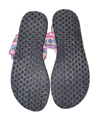 Sanuk Women's Yoga Sling 2 Spectrum Sandals Color Magenta tribal print size  11 - $18 - From Pritandproper