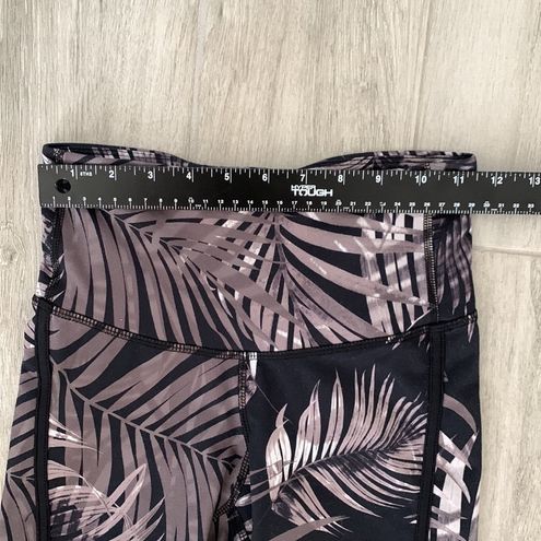 Champion Palm Tree Capri Workout Running Print Leggings / Size XS - $8 -  From Nelda